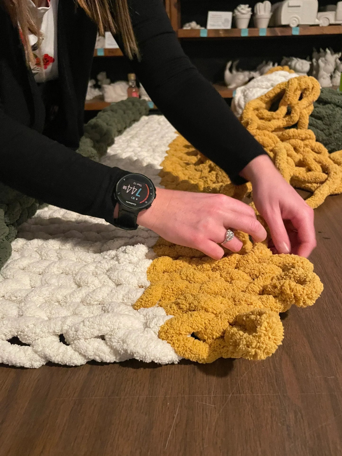 February 16th, 2pm AND 6pm - Chunky Knitted Blanket Workshop