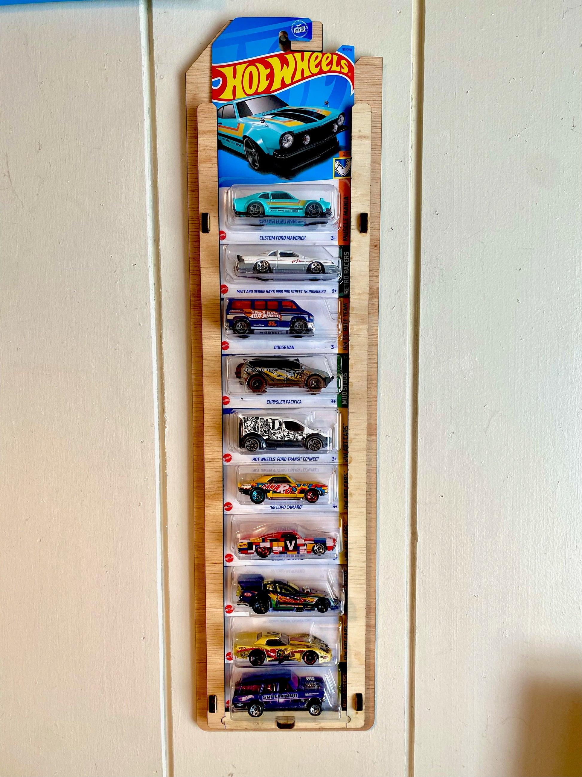 DIY Collector / Matchbox Car Rack – Faire Heart